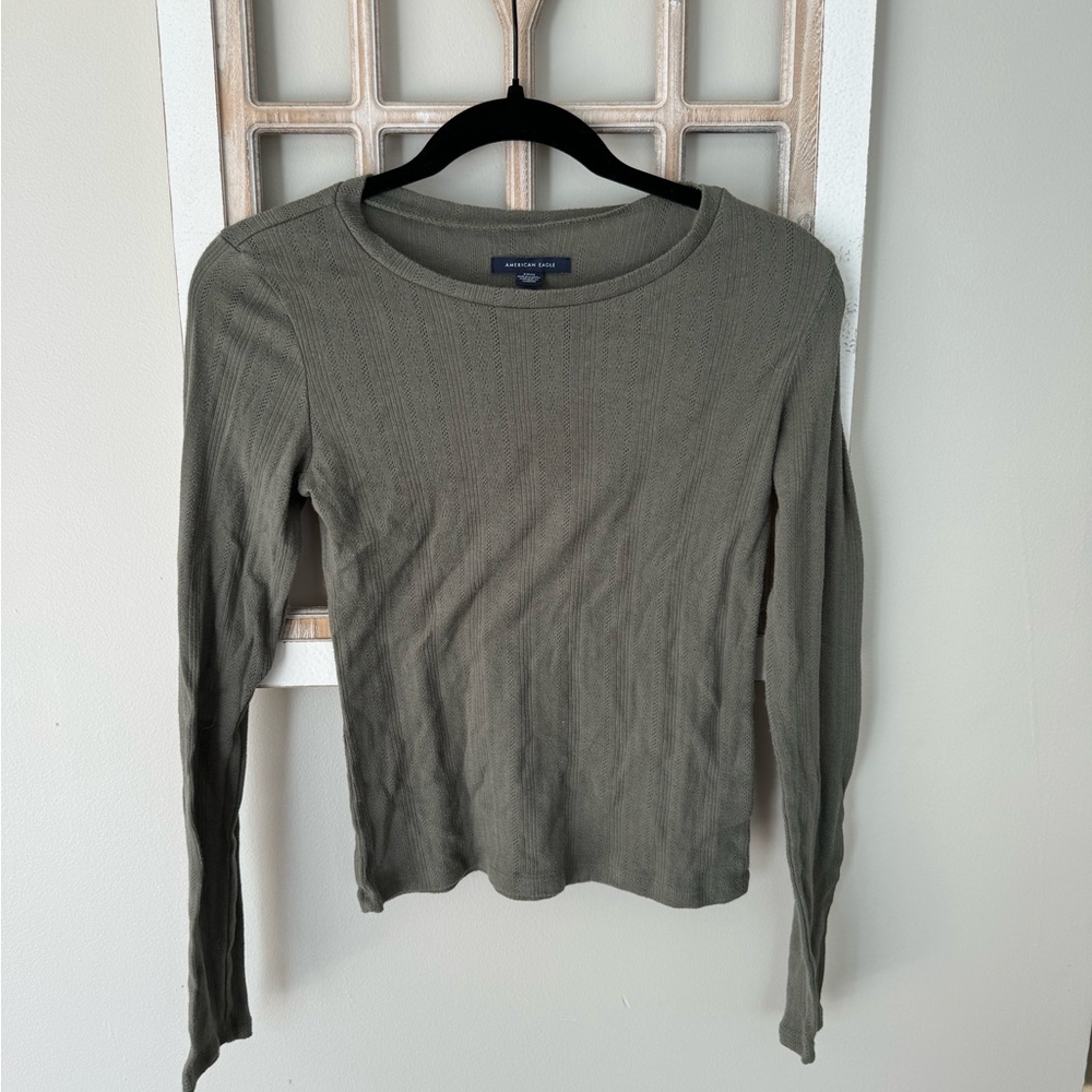 American Eagle Fitted Long Sleeve Scoop Neck Tee
